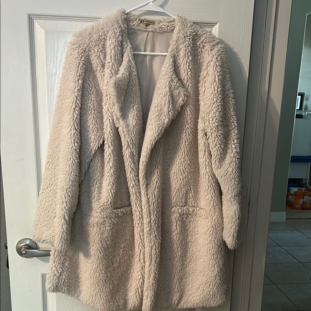 Democracy Women's Cream Teddy Jacket